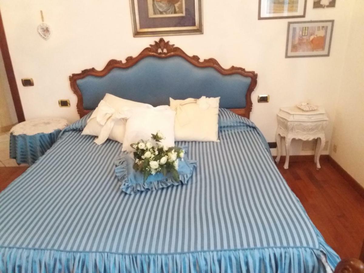Raffinato Attico Vicino Al Mare Con Solarium Lido Di Камайоре Екстериор снимка